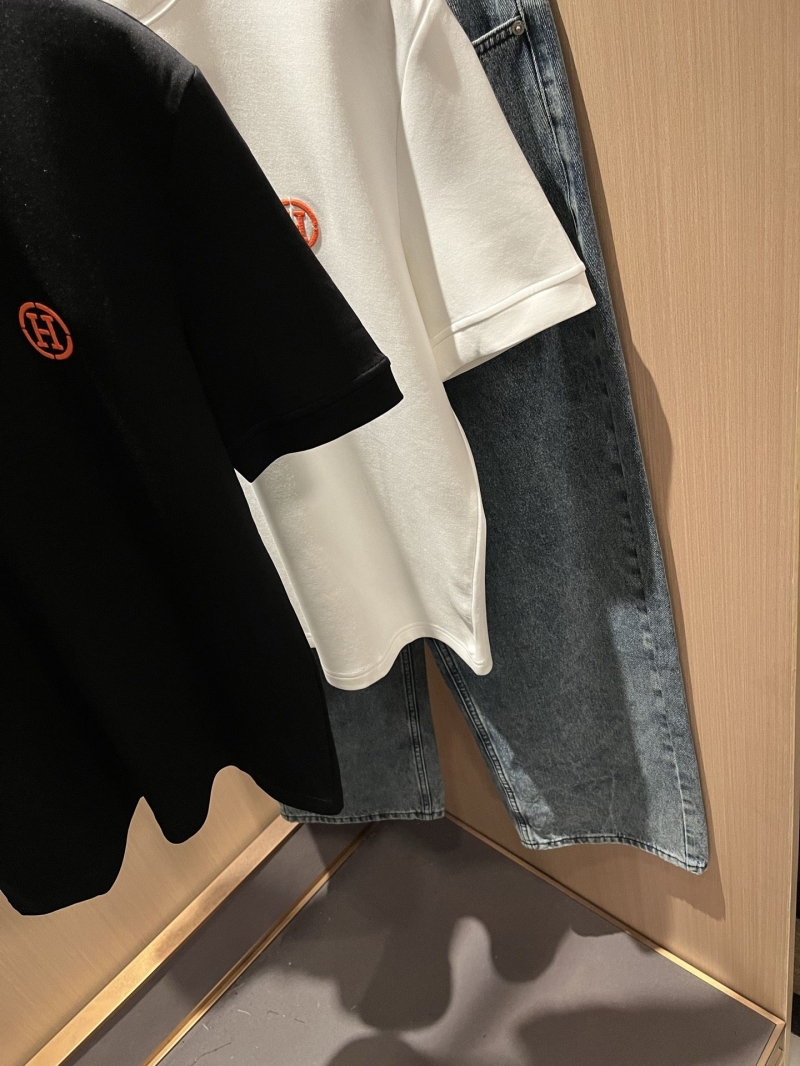 H**me5 t-shirt